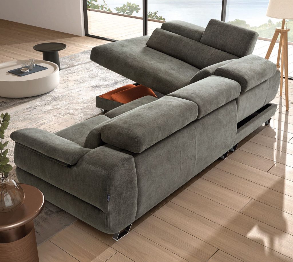 Dalmata Italian Leather sofa | Electric Slider