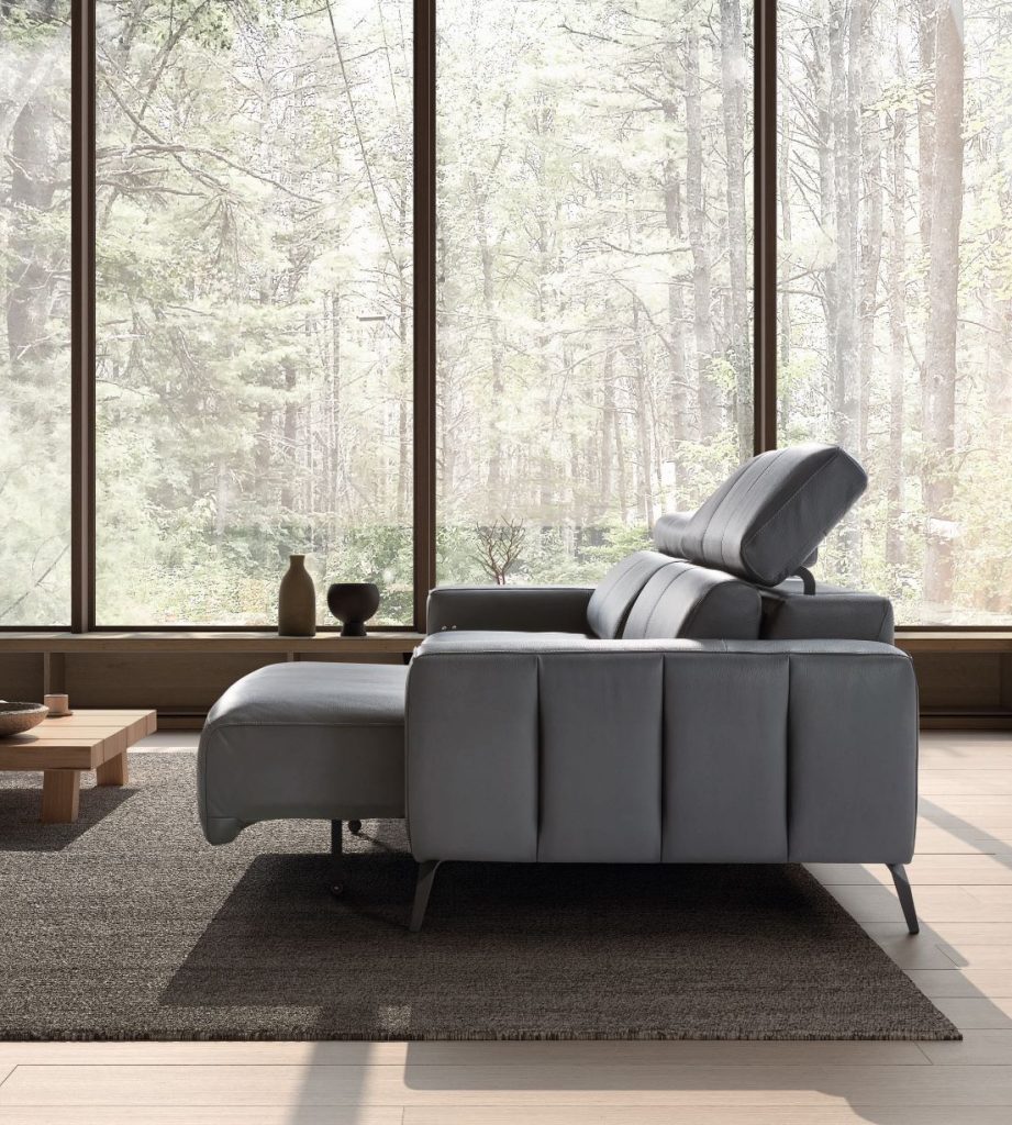 Vivian Italian Leather sofa | Electric Slider