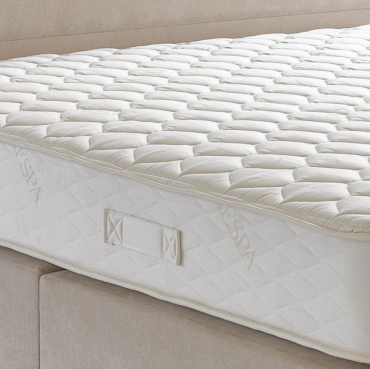 Classic 100 Mattress - image 3