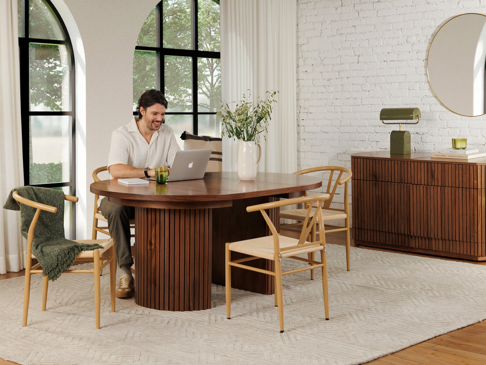 Transformer Round Dining Table with 3 Panels