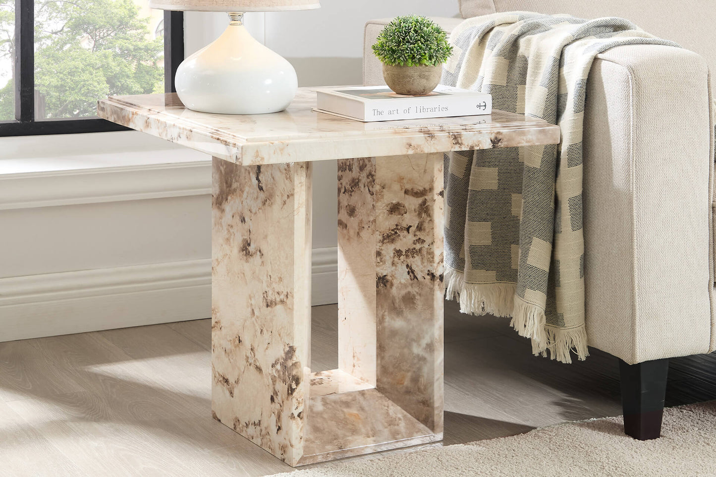 Artemis Lamp Table