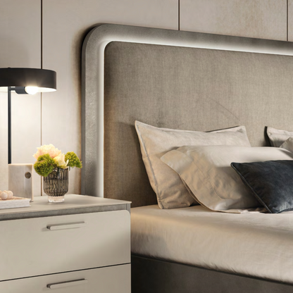 Perla Upholstered Bed