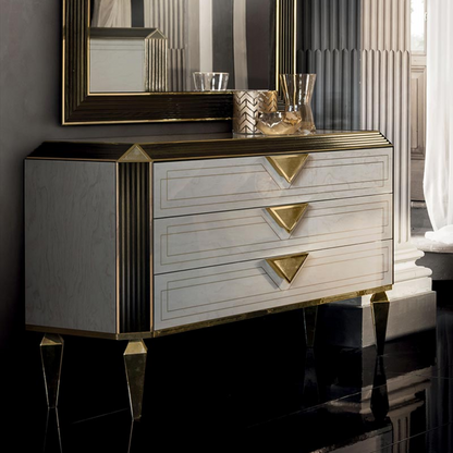 Diamanté Dresser