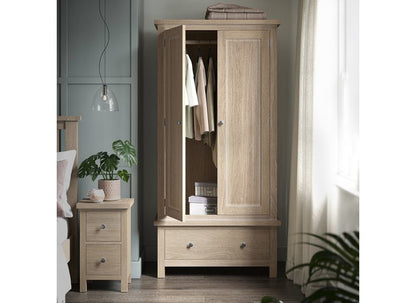 Modern Country Oak Gents Wardrobe – Spacious & Elegant |
